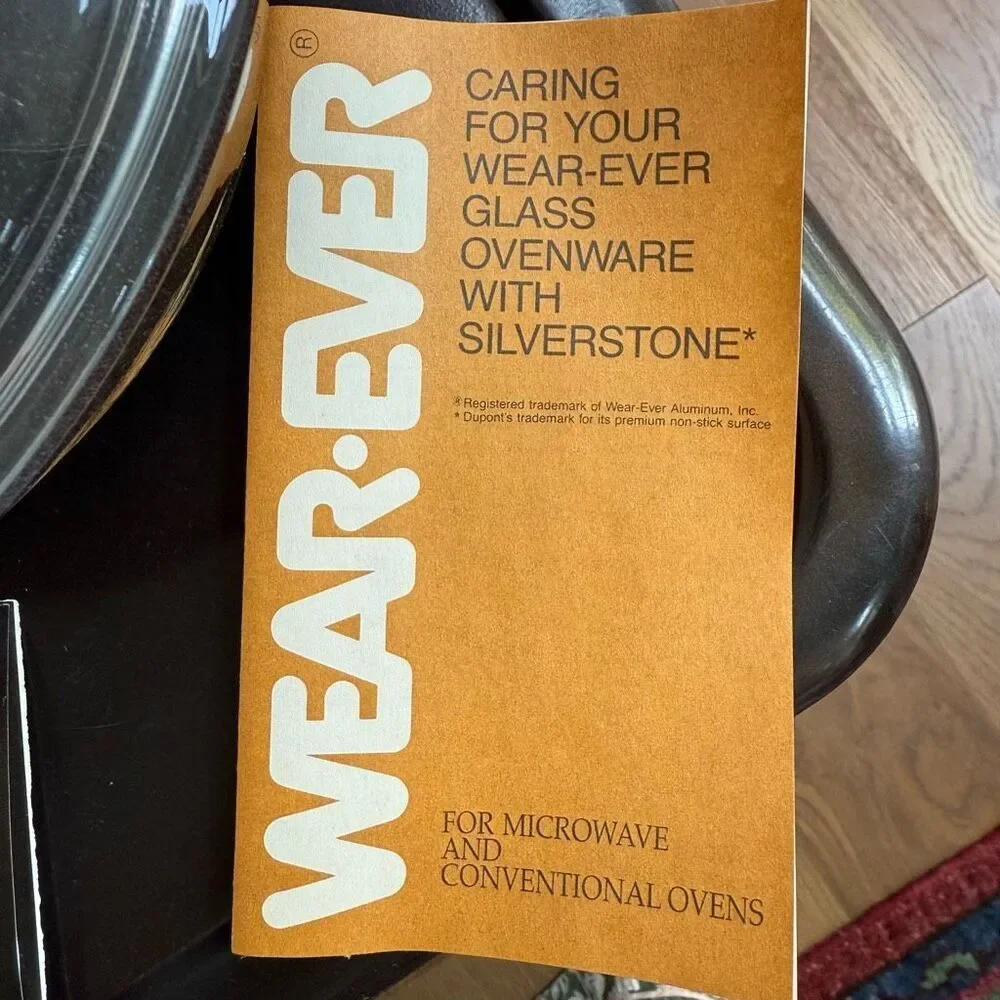 NEW Wear-Ever Glass Ovenware Silver Stone American Wheat Pattern Casserole 1.5 Q